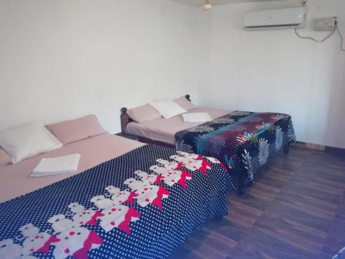 Royal Touch Beach Huts & Restaurant,Ourem Road, Palolem,2 star