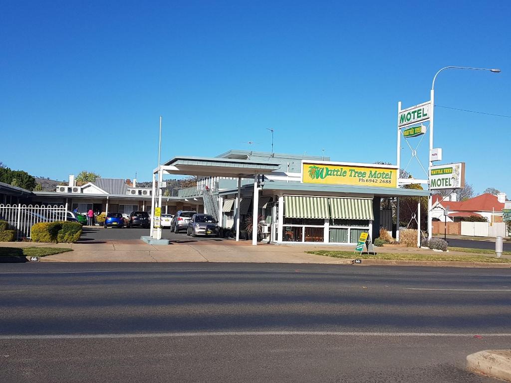 wattle tree motel