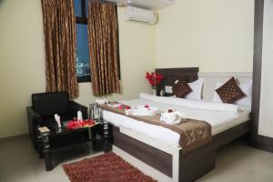 hotel vaishnavi heights