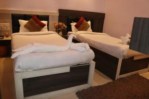 hotel vaishnavi heights
