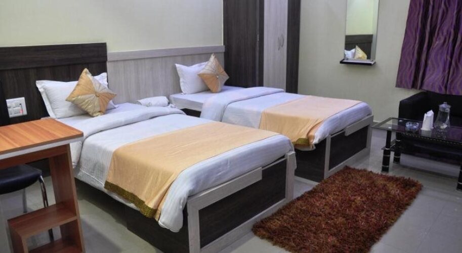 hotel vaishnavi heights