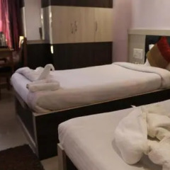 hotel vaishnavi heights