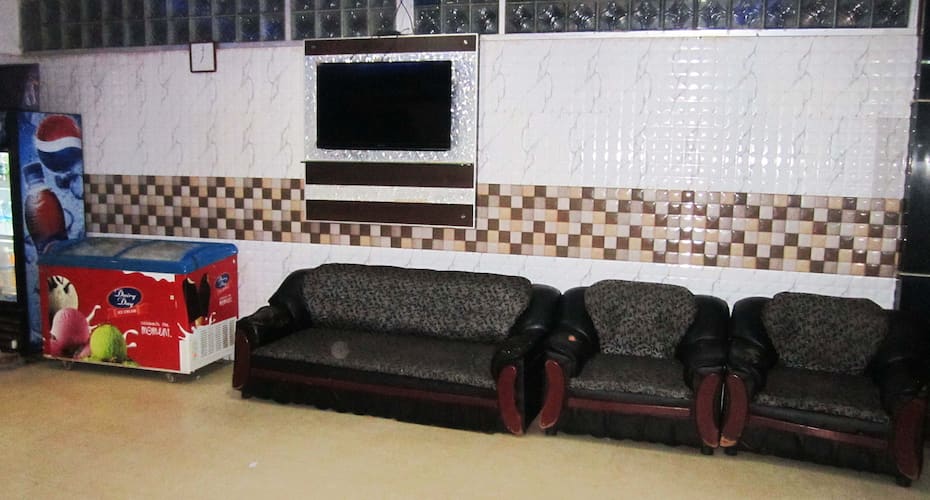 Annai Maria Lodge,,3 star