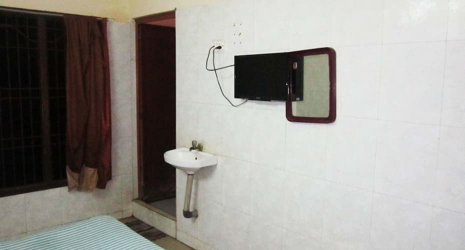Annai Maria Lodge,,3 star