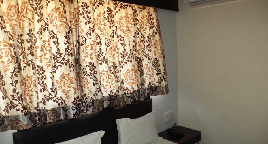 hotel krishna palace