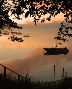 Tantarra Guest House,Near Hunter Ice Skating Stadium,3 star