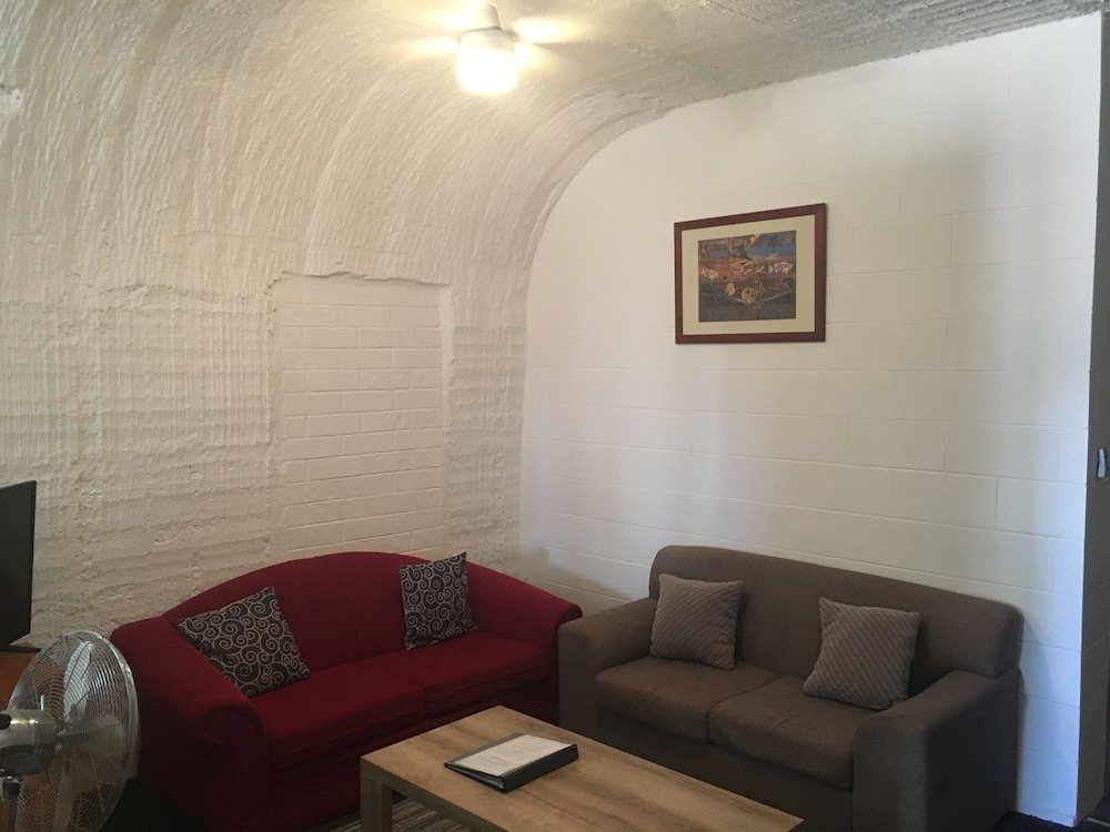 Desert View Apartments,Flinders Ranges And Outback>>Coober Pedy,3 star