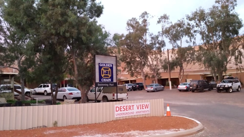 Desert View Apartments,Flinders Ranges And Outback>>Coober Pedy,3 star