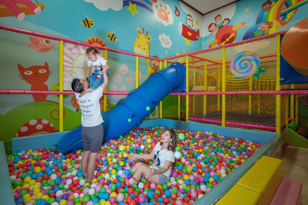 mission hills resort shenzhen