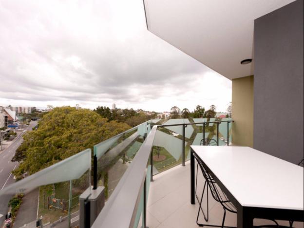 vine serviced apartments