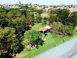 vine serviced apartments