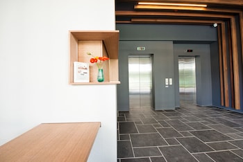 vine serviced apartments