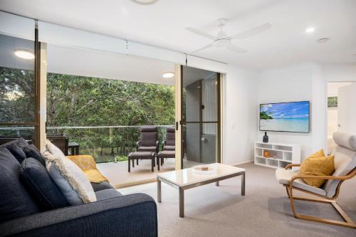 2 hastings street