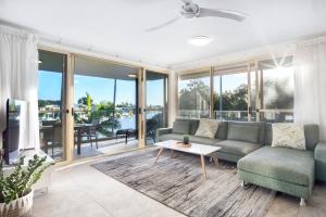 2 hastings street