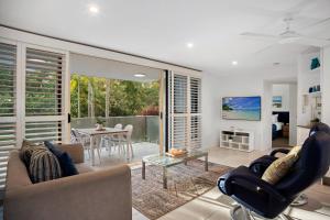 2 hastings street