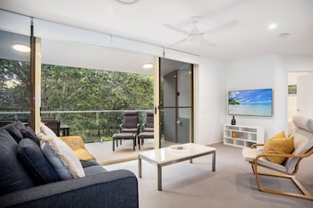 2 hastings street