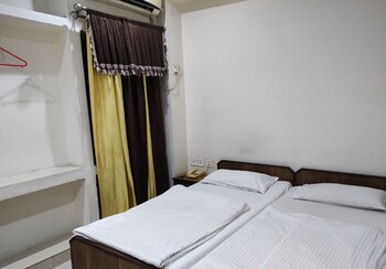 hotel samrat