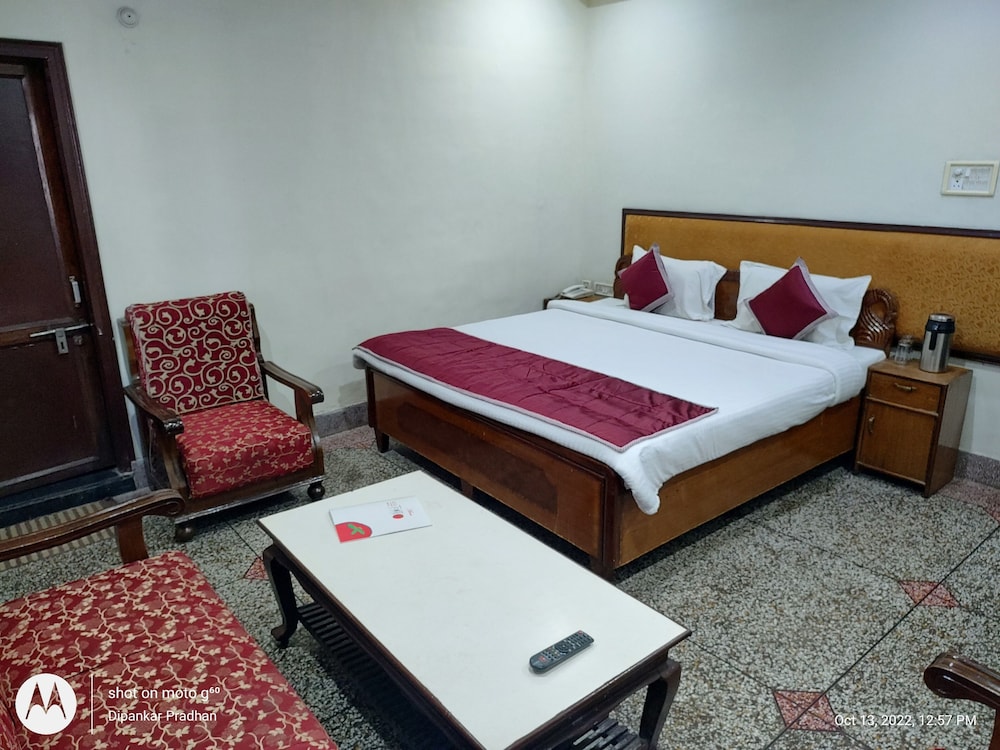 hotel samrat