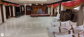 hotel samrat