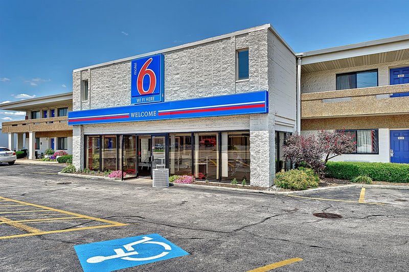 motel 6 villa park il chicago west