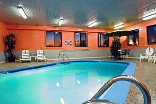 Motel 6 Waterloo, Ia - Crossroads Mall - Cedar Falls,Waterloo>>Black Hawk County,2 star