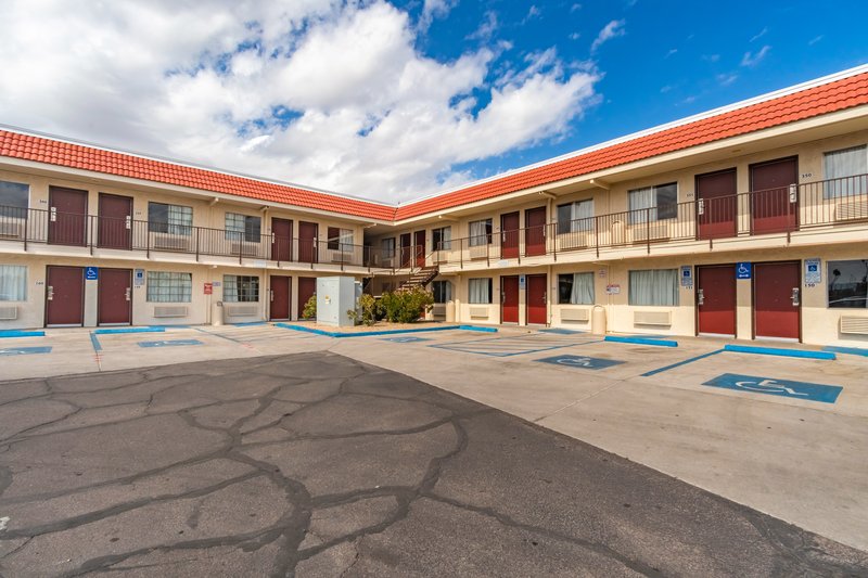 red roof inn phoenix midtown