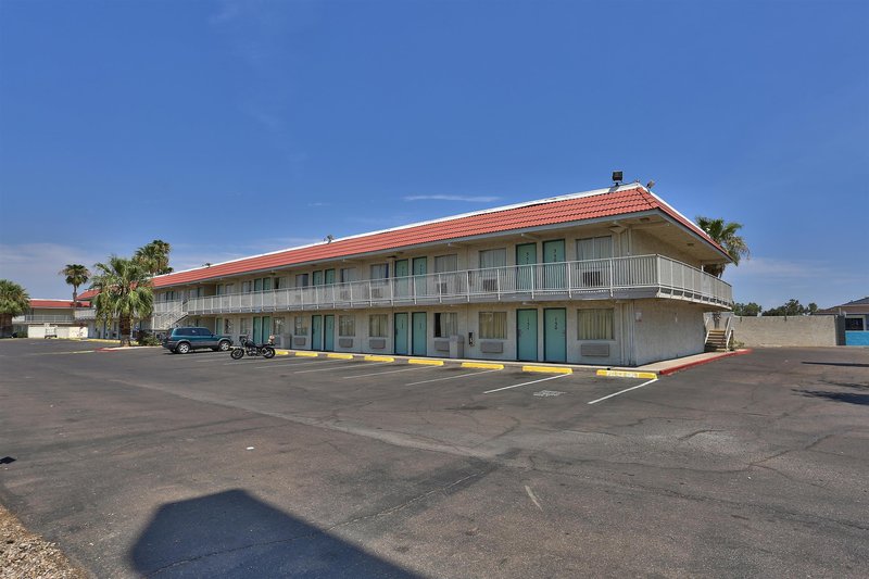 red roof inn phoenix midtown