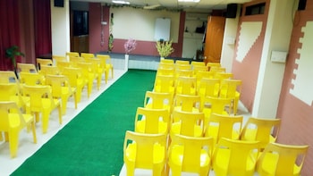 Hotel Tukson,Narayangaon>>Junnar,3 star