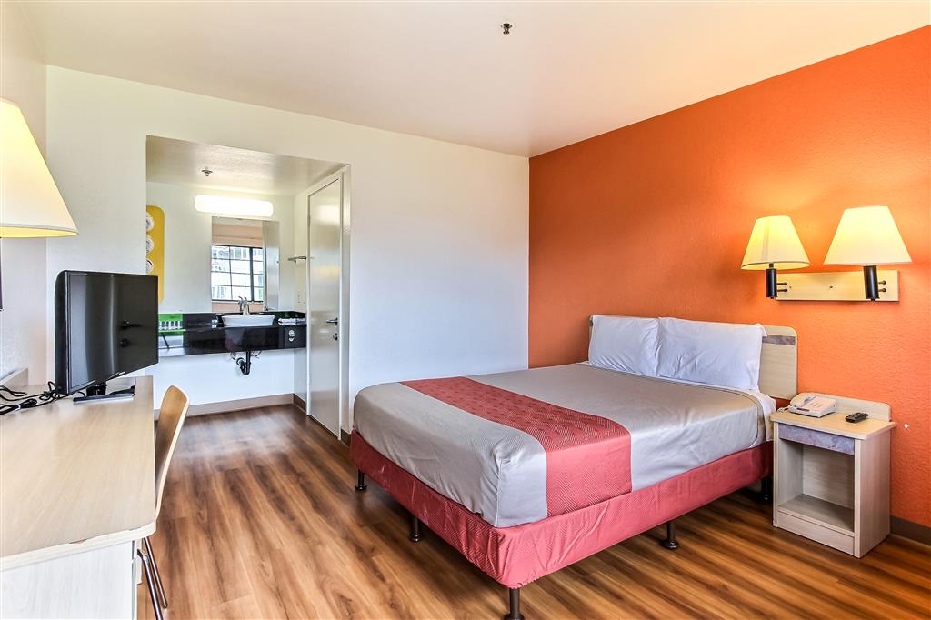 motel 6 salinas ca north monterey area