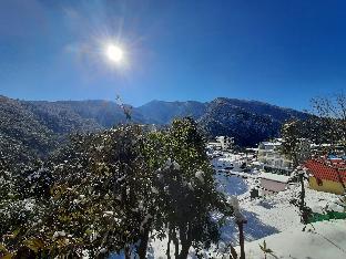 janardan resort pangot