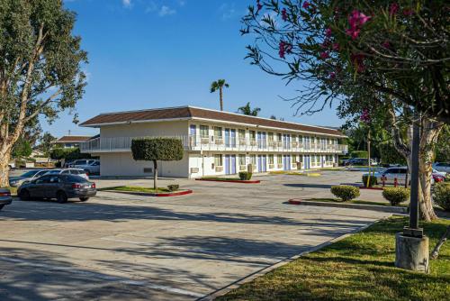 Motel 6 Temecula, Ca - Historic Old Town,Riverside>>Murrieta,2 star