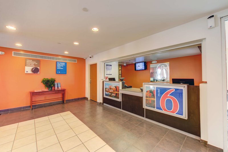 motel 6 virginia beach va
