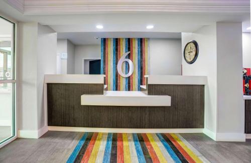 Motel 6 Weatherford, Tx,Weatherford>>Parker,2 star