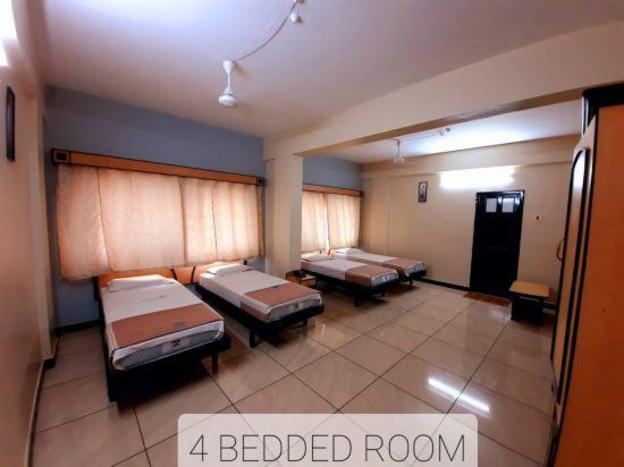 hotel pandurang international