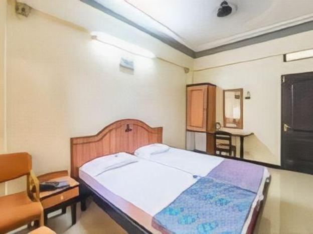 hotel pandurang international