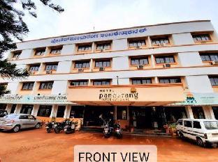 hotel pandurang international