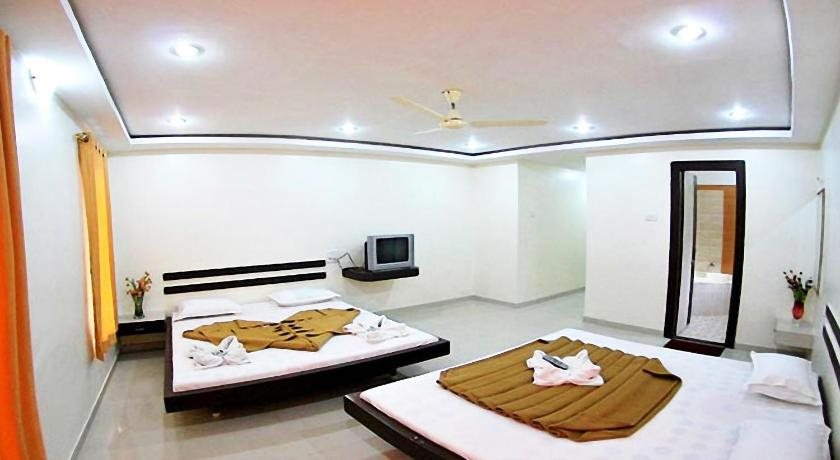 hotel sai geeta