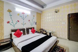 Capital O74359 Hotel Mukut Mahal,India>>Meerut,3 star