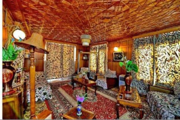 akbar group of heritage houseboats