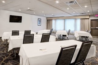 Hampton Inn & Suites Baltimore/Aberdeen,Baltimore>>Aberdeen,3 star