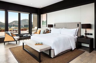 Hilton Ningbo Dongqian Lake,Zhejiang>>Ningbo,5 star