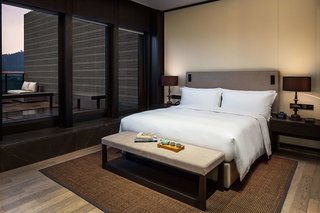 Hilton Ningbo Dongqian Lake,Zhejiang>>Ningbo,5 star