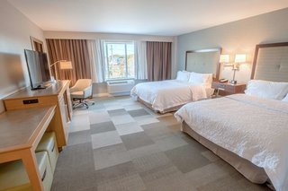 Hampton Inn By Hilton Amesbury,Essex County>>Amesbury,3 star