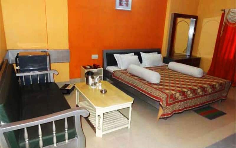 Hotel Ellora,,2 star