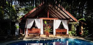 Namuwoki Lodge,Limon>>Cahuita,3 star