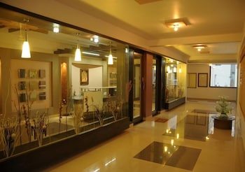 hotel surbhi