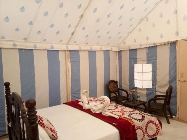 oasis camp sam