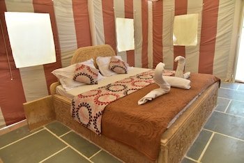 oasis camp sam