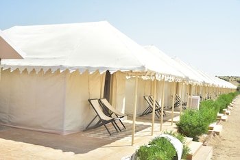 oasis camp sam