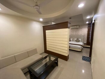 nirvana hotel